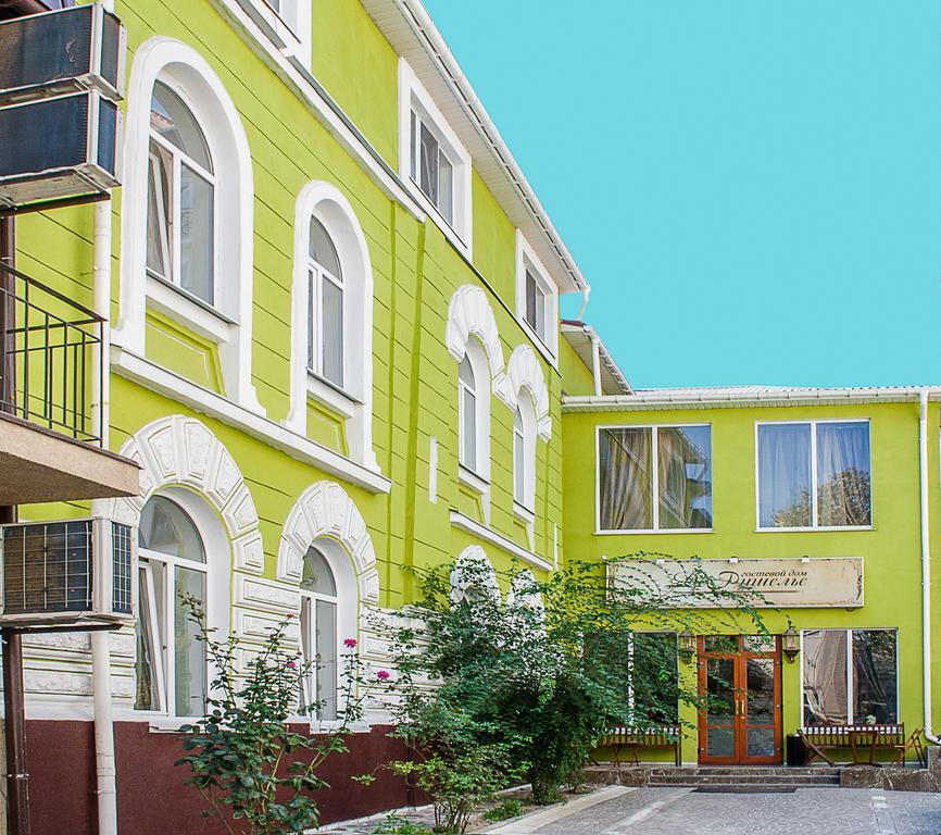 Guest House De Rishelye Odessa Buitenkant foto